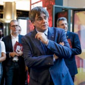 Puigdemont cita a la cúpula de JxCat en Bélgica