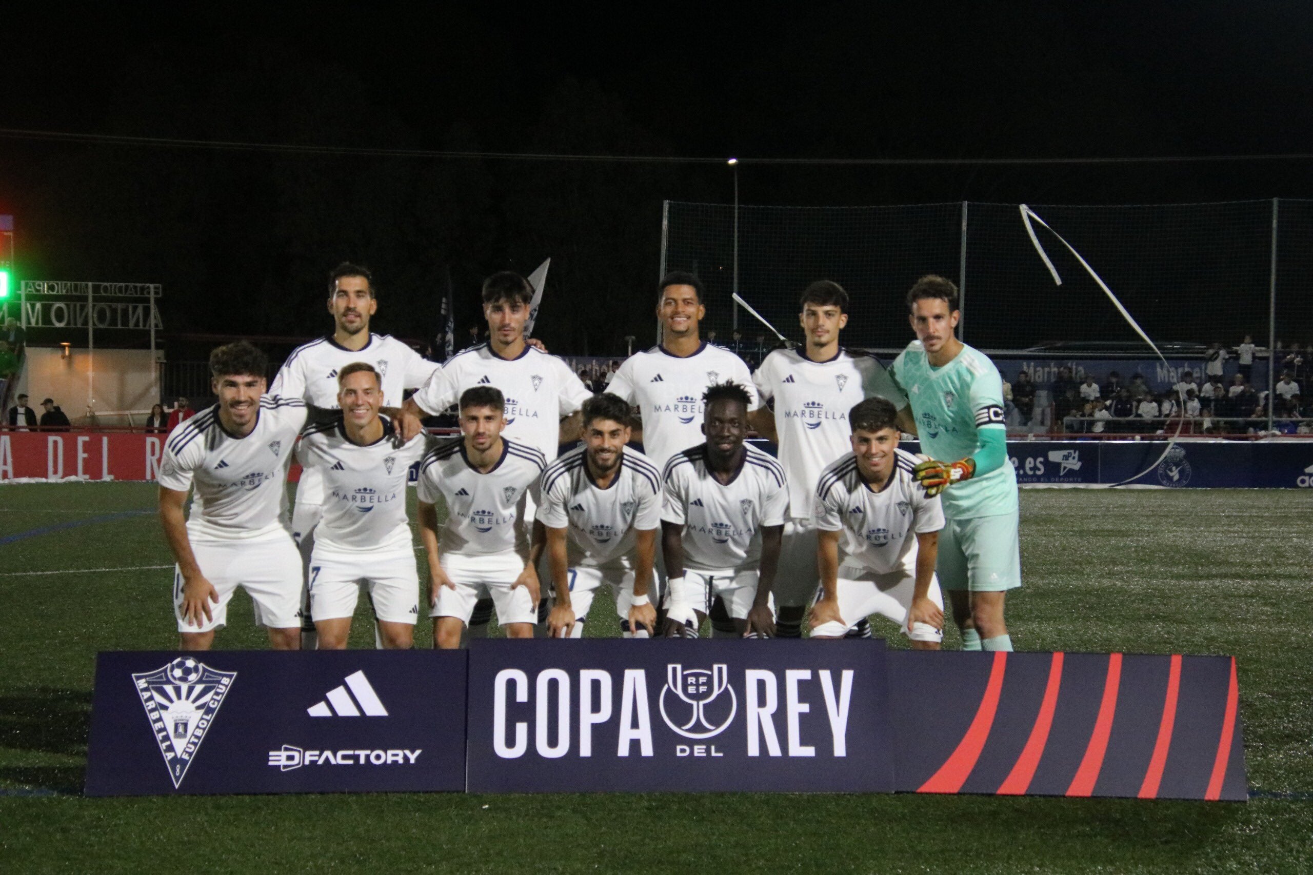 El Marbella FC cae eliminado de la Copa del Rey con la cabeza bien alta El Marbella FC cae eliminado de la Copa del Rey con la cabeza bien alta