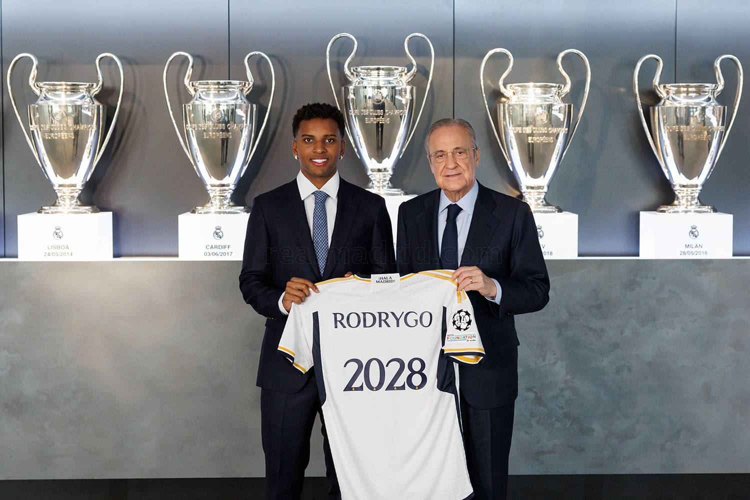 Rodrygo renueva con el Real Madrid hasta 2028 Rodrygo renueva con el Real Madrid hasta 2028