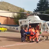 La Guardia Civil identifica a 3 menores como posibles agresores del alumno de Granada que está en la UCI La Guardia Civil identifica a 3 menores como posibles agresores del alumno de Granada que está en la UCI