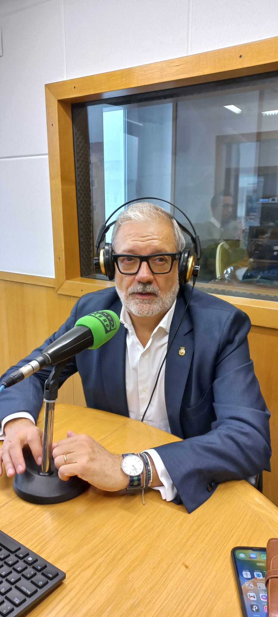La Paeria desplega la figura del guàrdia de barri a partir de dilluns La Paeria desplega la figura del guàrdia de barri a partir de dilluns