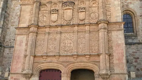 Fachada de la Universidad de Salamanca Fachada de la Universidad de Salamanca
