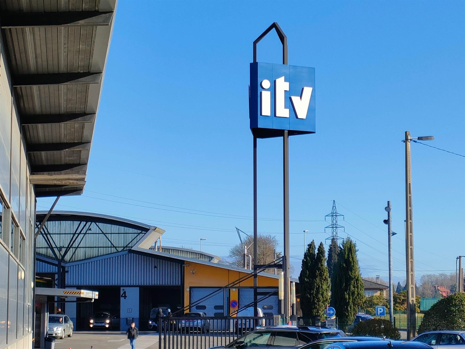 Acuerdo entre la Generalitat y los sindicatos de las ITV, que desconvocan la huelga Acuerdo entre la Generalitat y los sindicatos de las ITV, que desconvocan la huelga