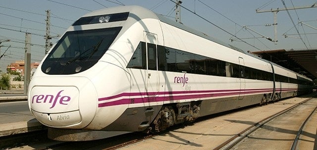 Cancelado un tren entre A Coruña y Vigo por la huelga general de CGT en apoyo a Palestina Cancelado un tren entre A Coruña y Vigo por la huelga general de CGT en apoyo a Palestina