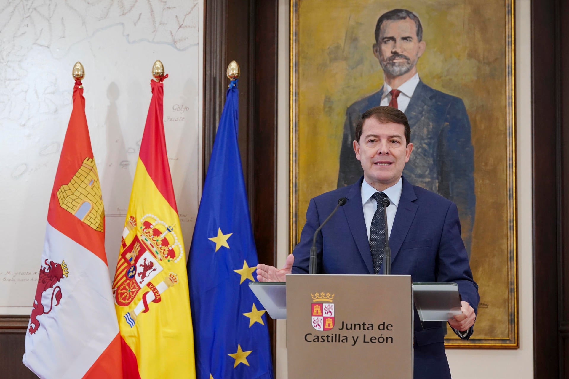 Castilla y León prepara sus recursos ante el Tribunal Constitucional por la amnistía y la condonación de deuda a Cataluña Castilla y León prepara sus recursos ante el Tribunal Constitucional por la amnistía y la condonación de deuda a Cataluña