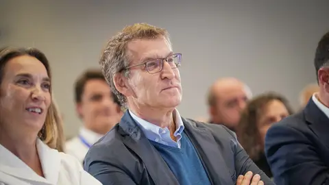 Alberto Núñez Feijóo junto a Cuca Gamarra en un acto del PP Alberto Núñez Feijóo junto a Cuca Gamarra en un acto del PP