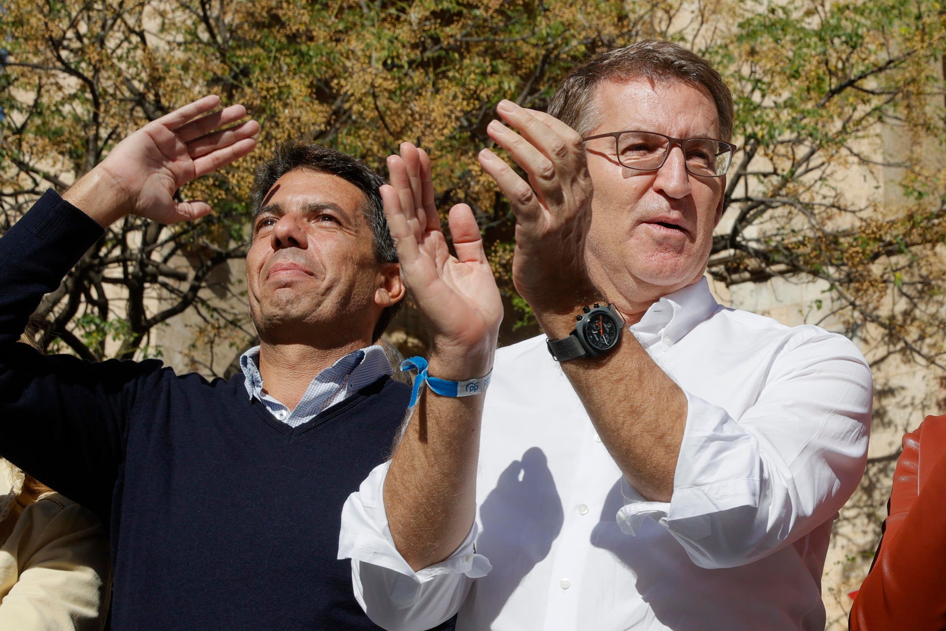 Feijóo asegura que Sánchez pagará en las urnas sus cesiones a independentistas: "El PSOE será la nada" Feijóo asegura que Sánchez pagará en las urnas sus cesiones a independentistas: "El PSOE será la nada"