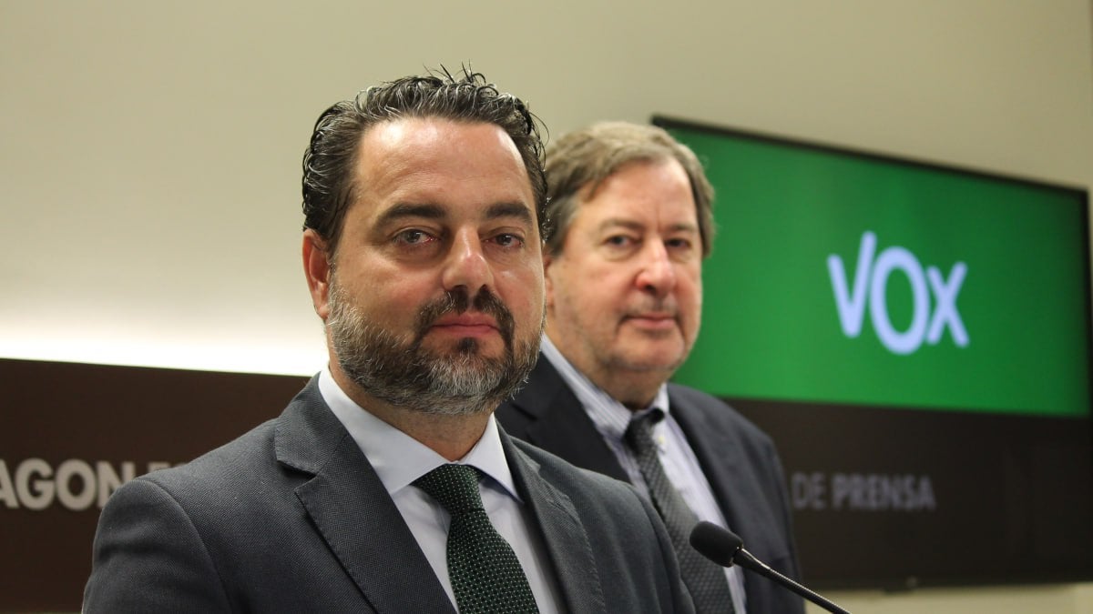 Vox pide en las Cortes de Aragón que se supriman las ayudas a los migrantes Vox pide en las Cortes de Aragón que se supriman las ayudas a los migrantes