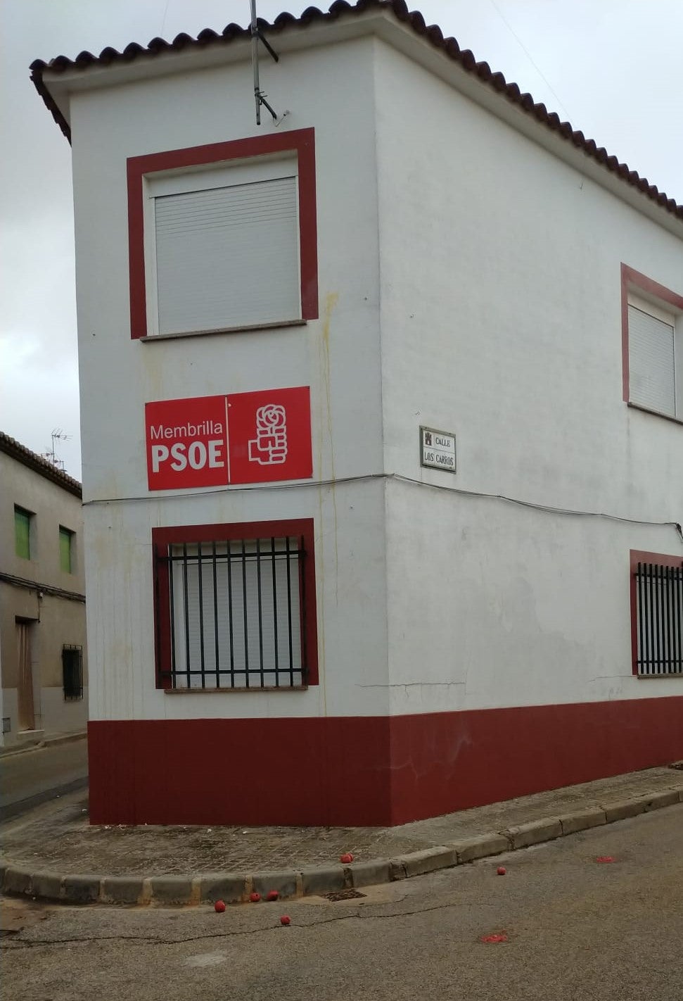 Intranquilidad y sorpresa en el PSOE de Membrilla por la convocatoria de una manifestación de ultraderecha a las puertas de su sede Intranquilidad y sorpresa en el PSOE de Membrilla por la convocatoria de una manifestación de ultraderecha a las puertas de su sede