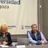 García Aznar con la vicerrectora de Política Científica, Rosa Bolea