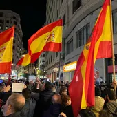 El PSPV alerta de los "discursos de odio" y Vox apoya las manifestaciones ante las sedes socialistas El PSPV alerta de los "discursos de odio" y Vox apoya las manifestaciones ante las sedes socialistas