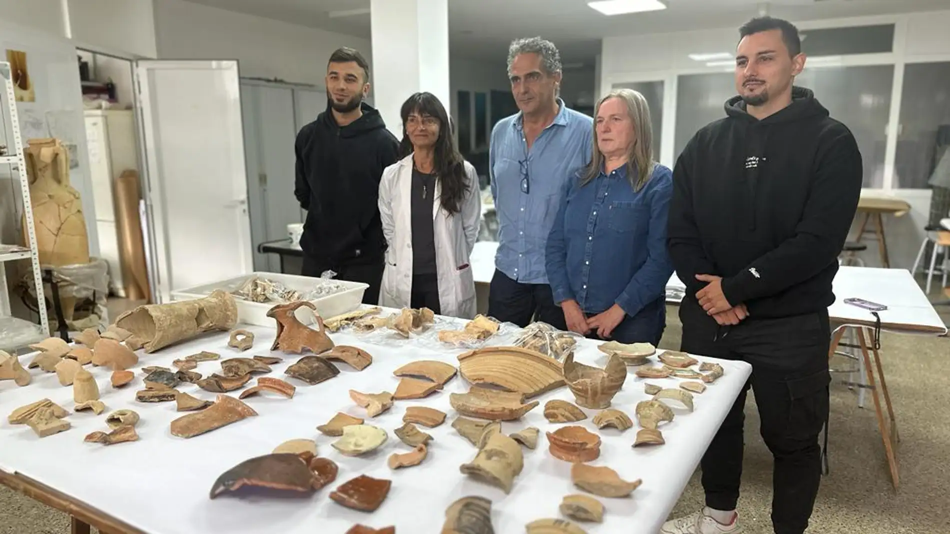El Ayuntamiento de Ibiza presenta los trabajos de los estudiantes de sus becas de arqueología