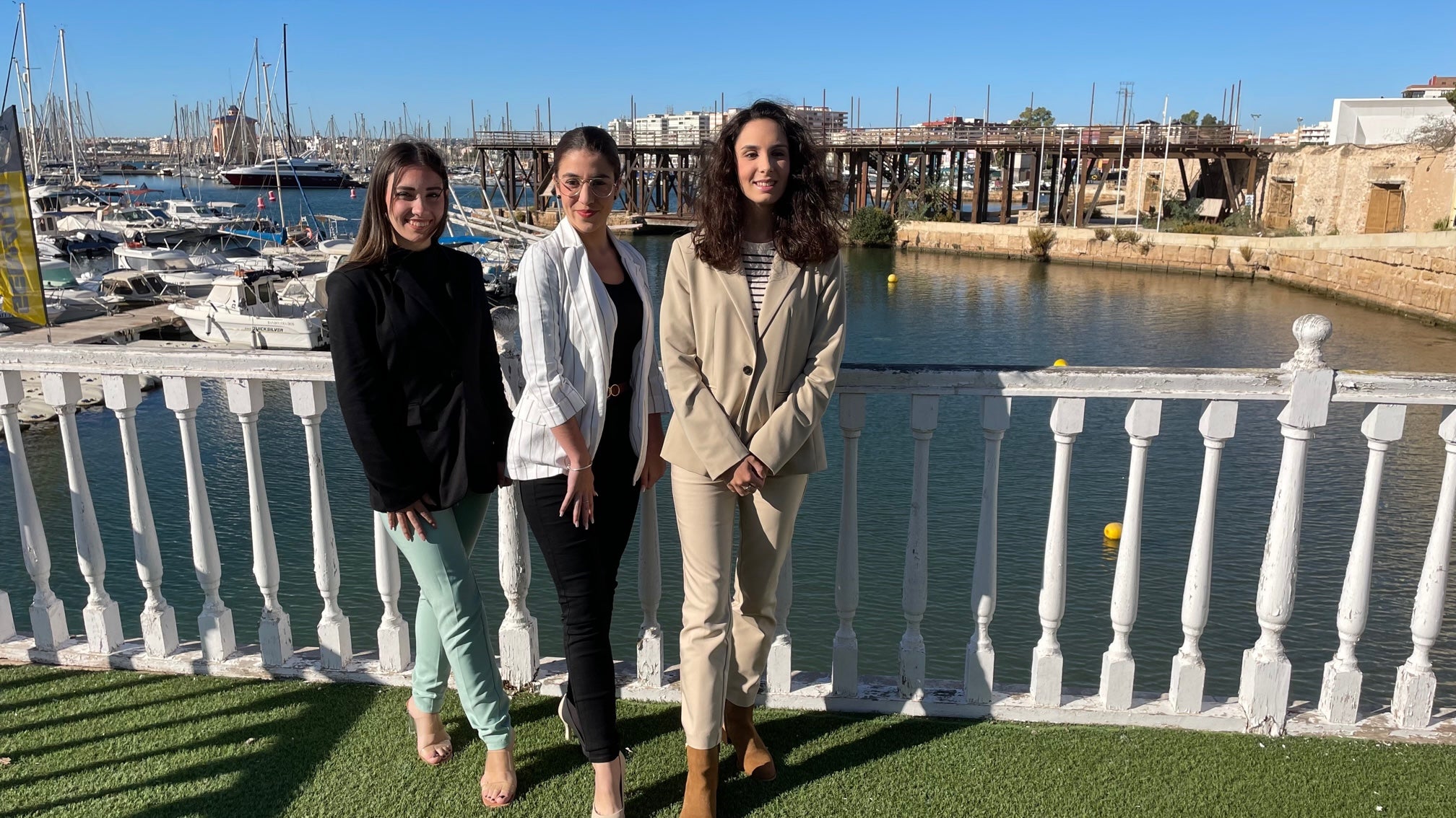 Beatriz Cerdá Prado, Mireya Hernández Gómez y Paula García Mañogil conforman la nueva Corte Salinera Beatriz Cerdá Prado, Mireya Hernández Gómez y Paula García Mañogil conforman la nueva Corte Salinera