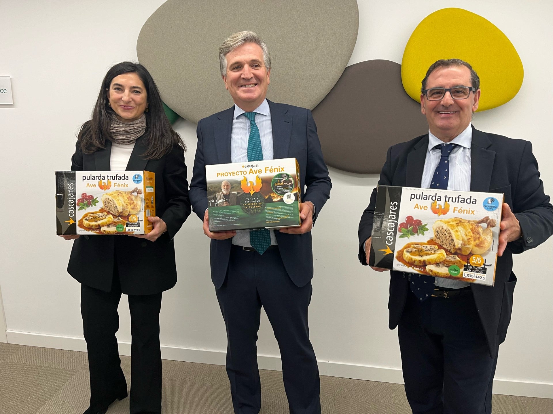 Cascajares presenta ‘Ave Fénix’, la iniciativa para repoblar la Sierra de la Culebra desde la solidaridad Cascajares presenta ‘Ave Fénix’, la iniciativa para repoblar la Sierra de la Culebra desde la solidaridad