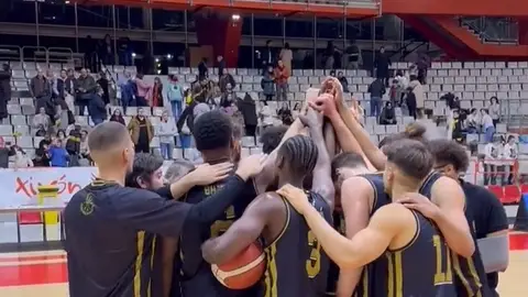 El Círculo celebra la victoria El Círculo celebra la victoria