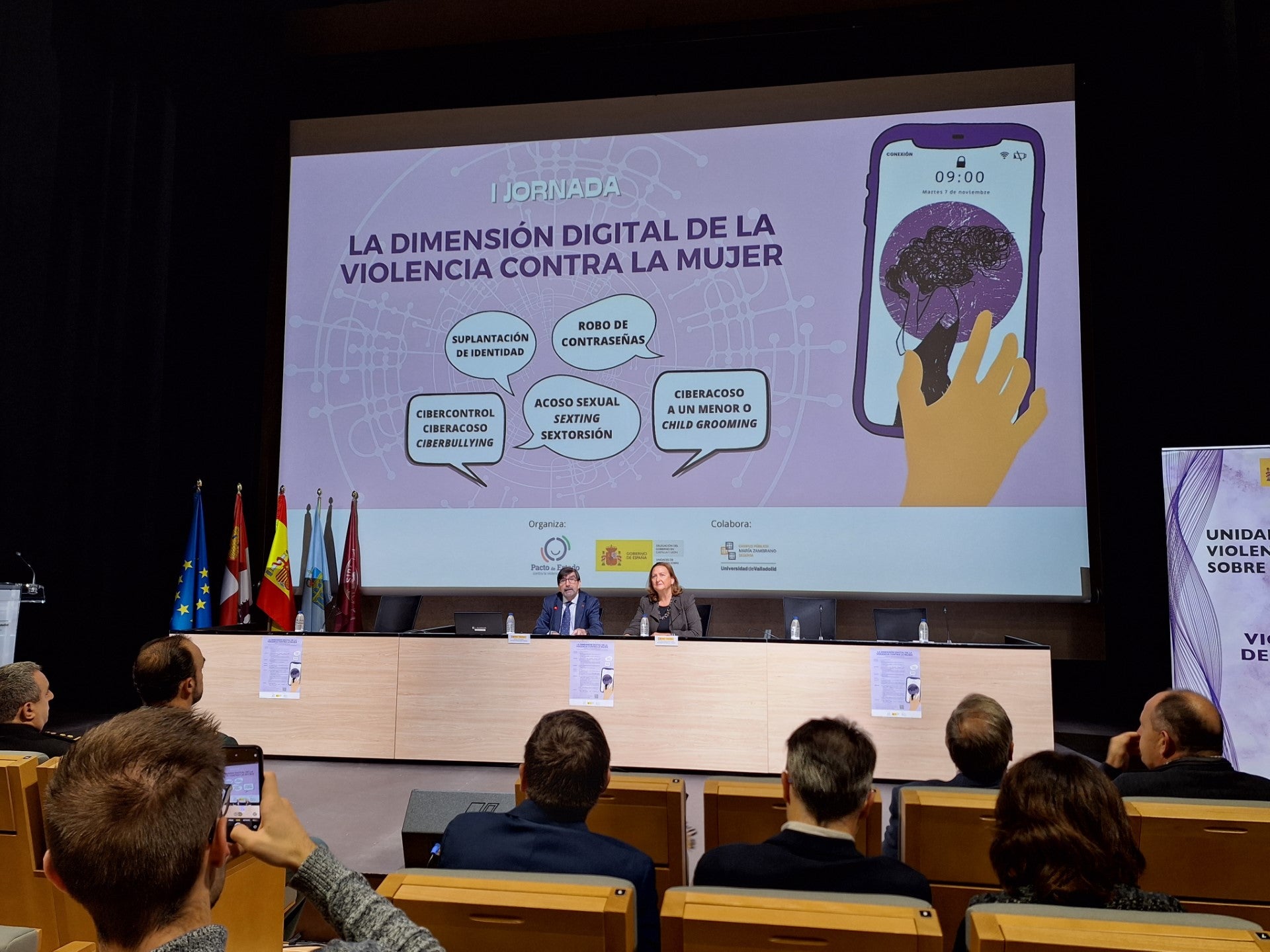 Expertos en violencia digital contra la mujer se han reunido hoy en el campus María Zambrano en Segovia Expertos en violencia digital contra la mujer se han reunido hoy en el campus María Zambrano en Segovia