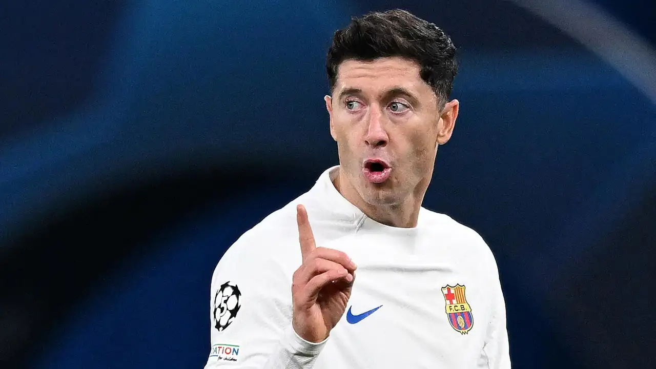 Robert Lewandowski, en el partido del Barcelona. Robert Lewandowski, en el partido del Barcelona.