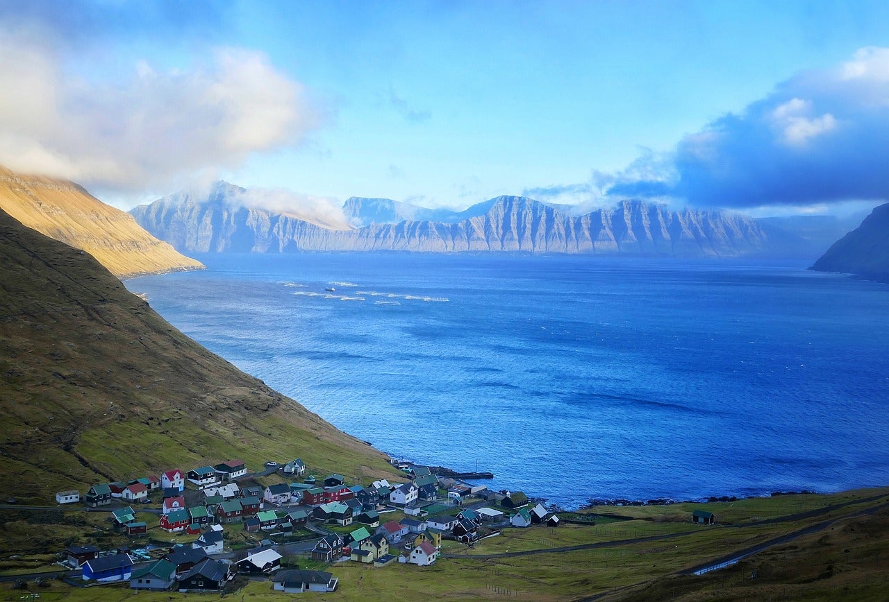 Al sur de Islandia, descubrimos la fauna y naturaleza de las Islas Feroe Al sur de Islandia, descubrimos la fauna y naturaleza de las Islas Feroe