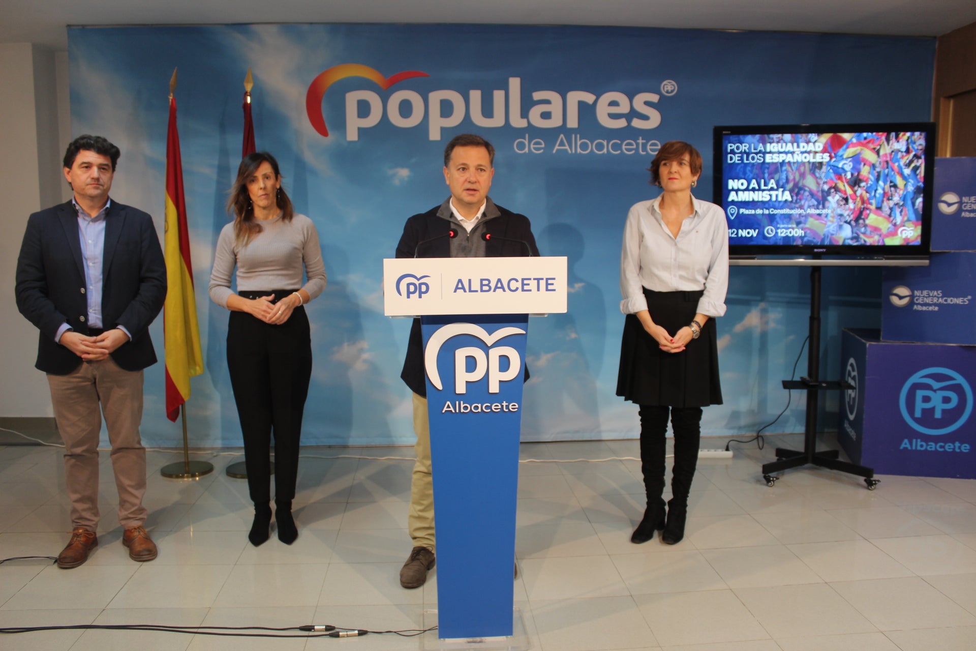 El PP se desmarca de la violencia y pide a la ciudadanía que se manifieste en la calle el próximo domingo El PP se desmarca de la violencia y pide a la ciudadanía que se manifieste en la calle el próximo domingo