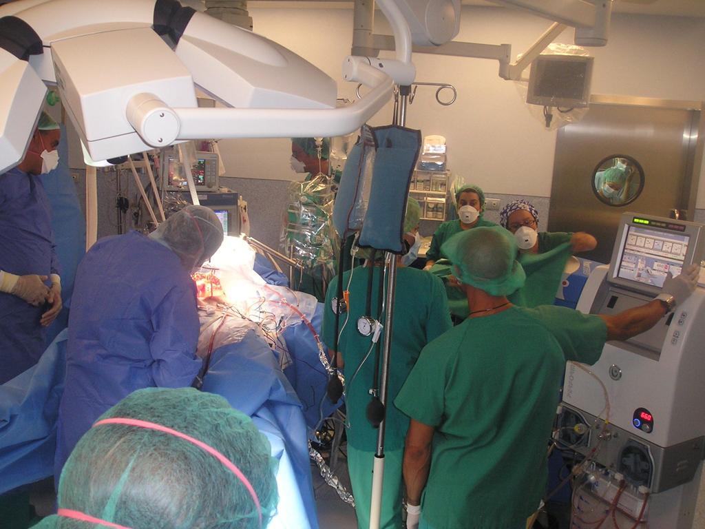 El Hospital Provincial de Castellón participa en un estudio multicéntrico sobre el cáncer de colon avanzado El Hospital Provincial de Castellón participa en un estudio multicéntrico sobre el cáncer de colon avanzado