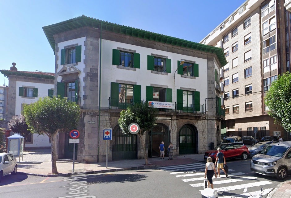 Dos mujeres se quedan encerradas en un Centro de Salud de Castro Urdiales Dos mujeres se quedan encerradas en un Centro de Salud de Castro Urdiales