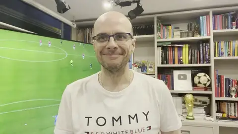 Misterchip: "32 de 32. El Real Madrid sigue agigantando su leyenda en Champions" Misterchip: "32 de 32. El Real Madrid sigue agigantando su leyenda en Champions"