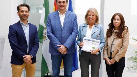 Mario Callej&oacute;n, F&eacute;lix Romero, &Aacute;ngeles Mu&ntilde;oz, Carmen Pallar&eacute;s