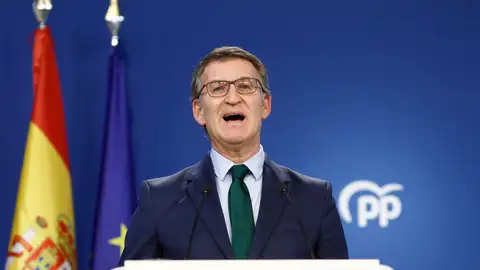 El líder del PP, Alberto Núñez Feijóo, durante la declaración institucional. El líder del PP, Alberto Núñez Feijóo, durante la declaración institucional.