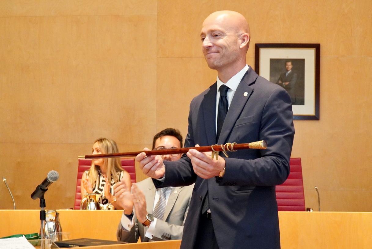 Adolfo Vilafranca cesa al director insular de Vivienda y acaba con la crisis abierta por Vox Adolfo Vilafranca cesa al director insular de Vivienda y acaba con la crisis abierta por Vox