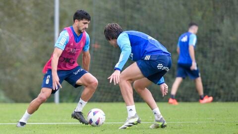 9-11-2023 Pomares trata de superar a Jaime V&aacute;zquez