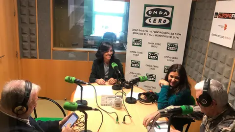 Tertulia de actualidad en Más de Uno Lugo onda cero