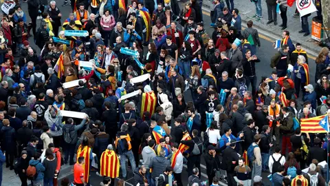 Imagen de archivo de una vista aérea de la concentración de Tsunami Democràtic en 2019 en Barcelona Imagen de archivo de una vista aérea de la concentración de Tsunami Democràtic en 2019 en Barcelona/ EFE/Toni Albir