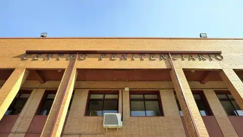 Los internos de la cárcel de Badajoz pondrán en escena el 1 de diciembre una obra de teatro para concienciar sobre la igualdad Los internos de la cárcel de Badajoz pondrán en escena el 1 de diciembre una obra de teatro para concienciar sobre la igualdad