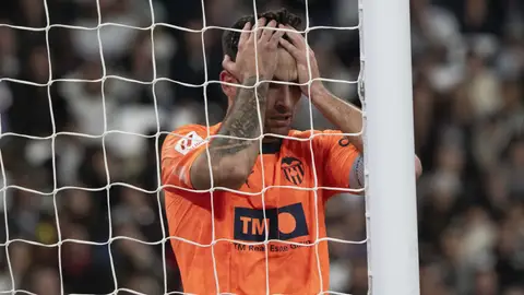 Si perdonas y regalas el Bernabéu te castiga Si perdonas y regalas el Bernabéu te castiga