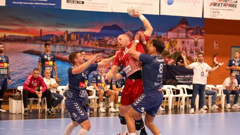 Derrota del TM Benidorm frente al Logroño Derrota del TM Benidorm frente al Logroño