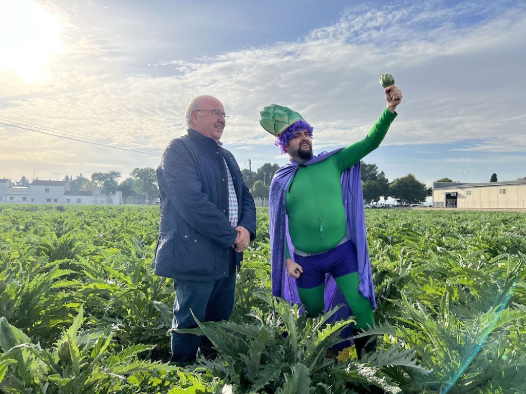 La Asociación Alcachofa Vega Baja designa a Aurora Torres como madrina de honor para el corte simbólico de inicio de campaña La Asociación Alcachofa Vega Baja designa a Aurora Torres como madrina de honor para el corte simbólico de inicio de campaña