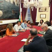 La reunión se celebró en el Ayuntamiento de Cádiz
