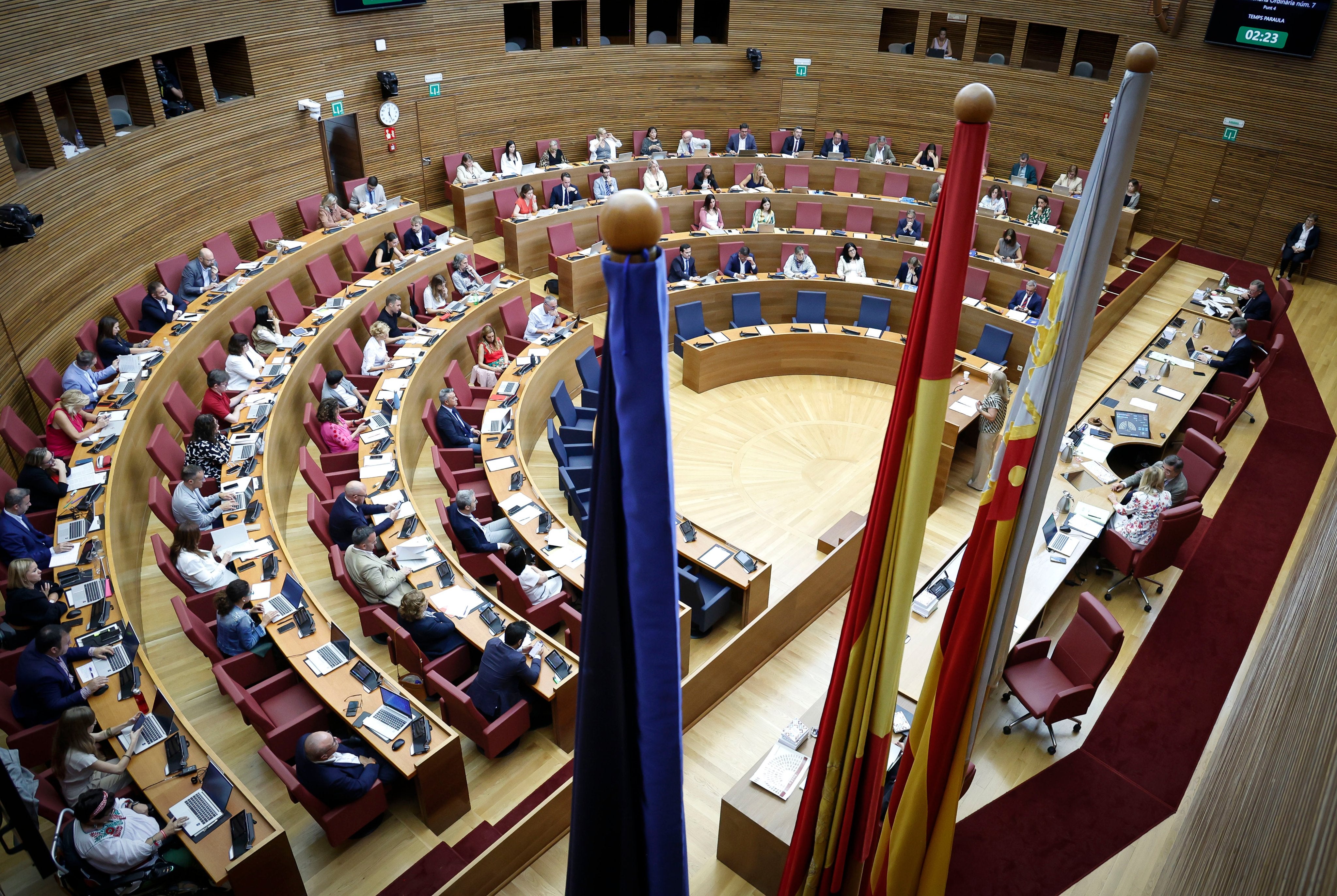 Convocado un pleno ordinario en Les Corts valencianes el próximo 22 de noviembre para debatir sobre la Ley de Amnistía Convocado un pleno ordinario en Les Corts valencianes el próximo 22 de noviembre para debatir sobre la Ley de Amnistía