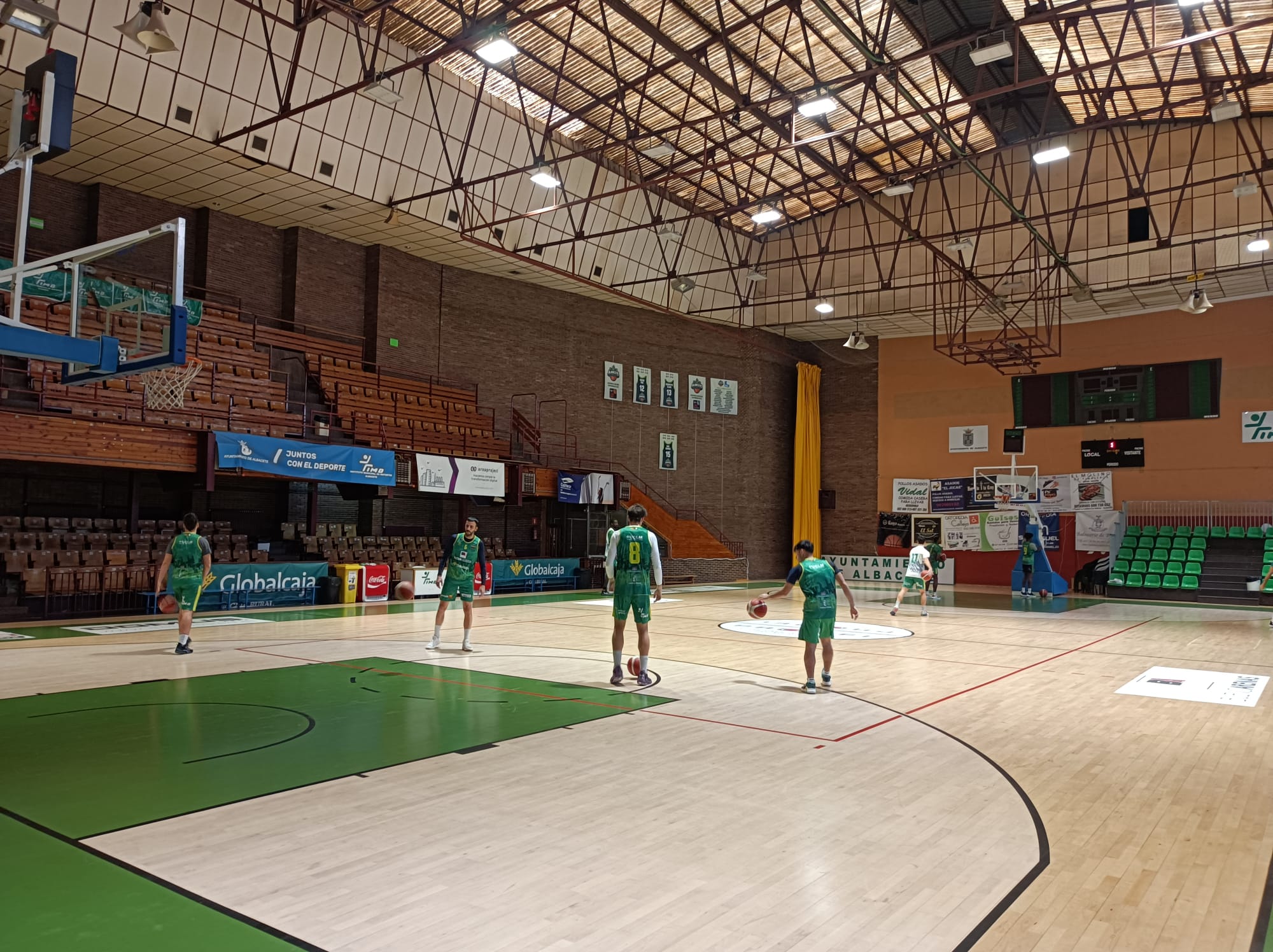 El CB Santfeliuenc rival de play off de ascenso a LEB Oro del Albacete Basket El CB Santfeliuenc rival de play off de ascenso a LEB Oro del Albacete Basket