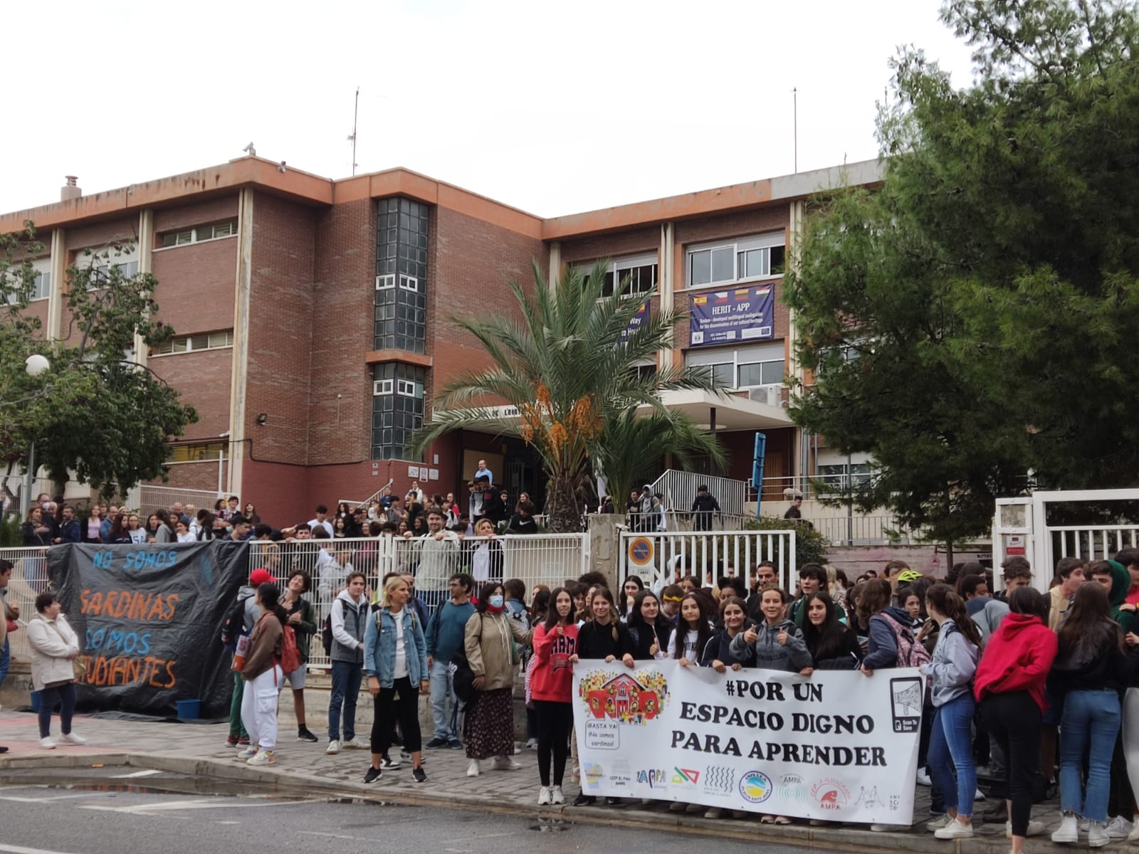Denuncian que las obras para el nuevo colegio La Almadraba tienen una partida simbólica en los presupuestos de 2024 Denuncian que las obras para el nuevo colegio La Almadraba tienen una partida simbólica en los presupuestos de 2024