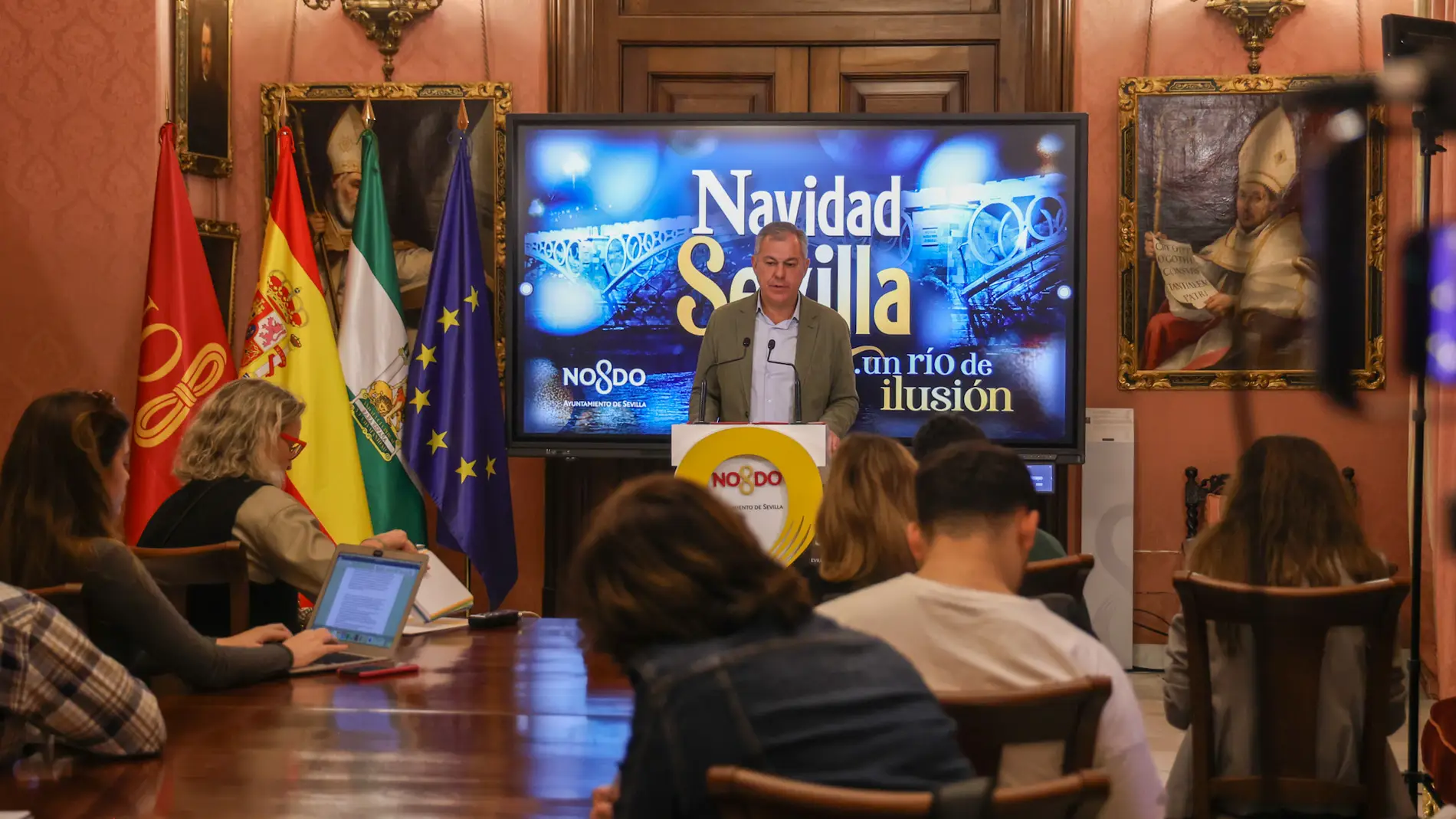 El alcalde José Luis Sanz en la rueda de prensa de presentación de las actividades de Navidad.