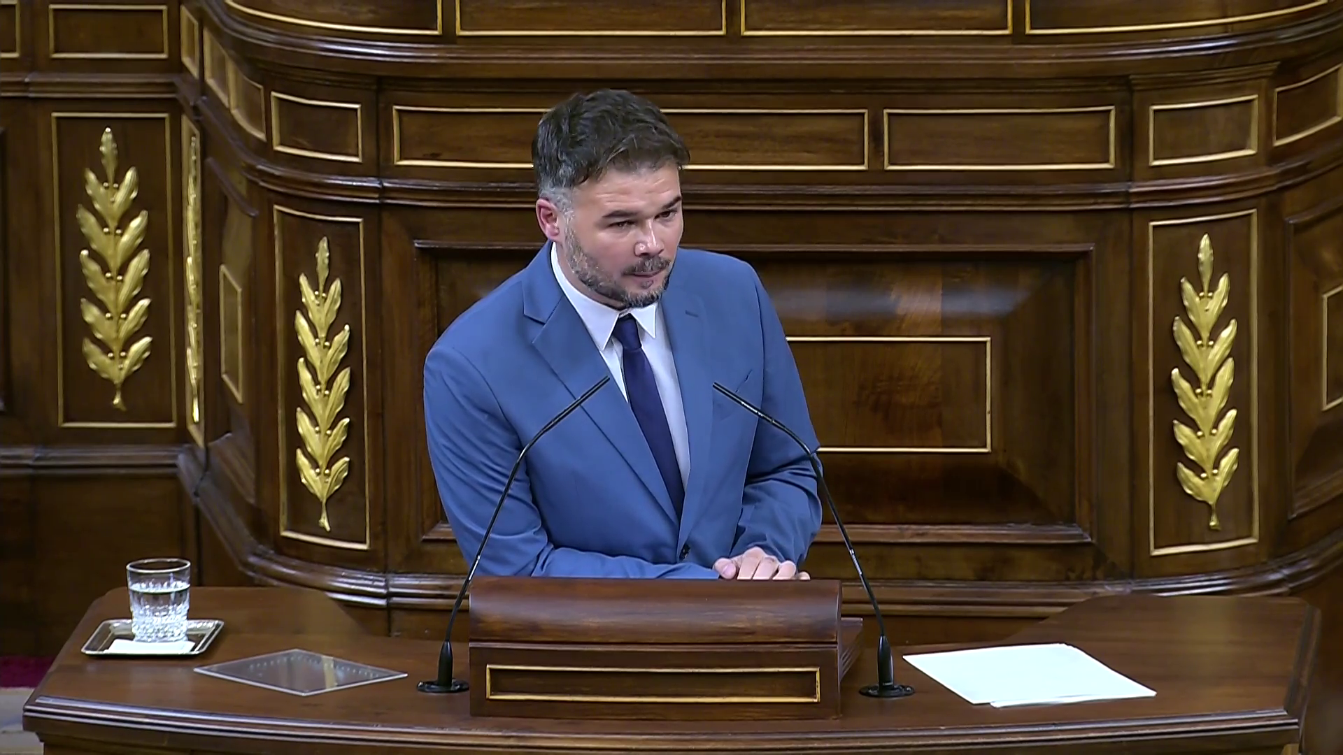 Rufián a Sánchez: "Tenemos capacidad para obligarle quizá a que se vote en un referéndum" Rufián a Sánchez: "Tenemos capacidad para obligarle quizá a que se vote en un referéndum"