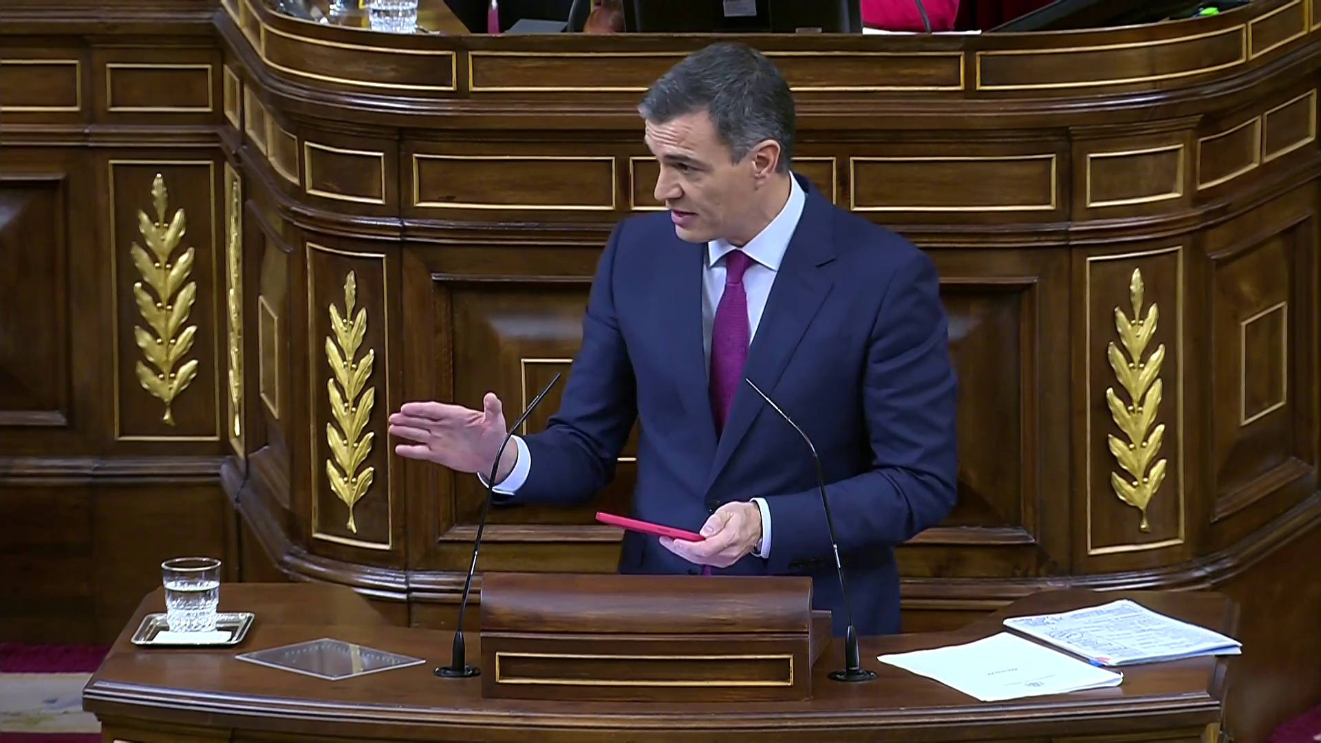 La disputa entre Sánchez y Feijóo por una cita de Antonio Machado: "El añadido es de Ismael Serrano" La disputa entre Sánchez y Feijóo por una cita de Antonio Machado: "El añadido es de Ismael Serrano"
