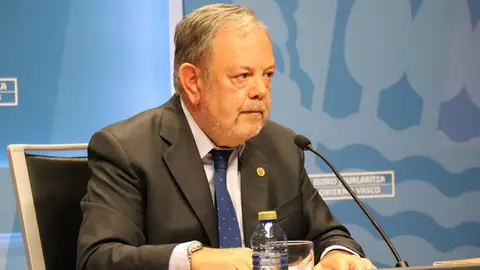 Azpiazu cierra la puerta a un acuerdo presupuestario con la oposición Azpiazu cierra la puerta a un acuerdo presupuestario con la oposición