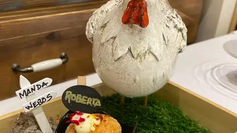 La gallina Roberta gana con "Manda Webos" el Concurso de la Tapa de Albacete La gallina Roberta gana con "Manda Webos" el Concurso de la Tapa de Albacete