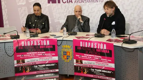 El Trío Pasión Andaluza, Antonio Fruscella y el Cuarteto de Guitarras de Viseu. 4GV en el XXI Festival Internacional de Guitarra de Palencia "Diapasión" .