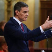 El candidato del PSOE, Pedro Sánchez, durante el debate de su investidura
