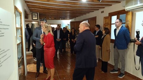 Visita consellera Nuria Montes museo de Chocolate Valor