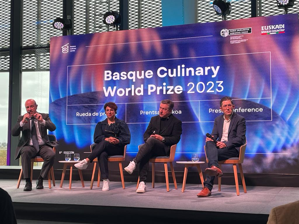 La chef turca Ebru Baybarak se alza con el VIII Basque Culinary World Prize 2023 La chef turca Ebru Baybarak se alza con el VIII Basque Culinary World Prize 2023