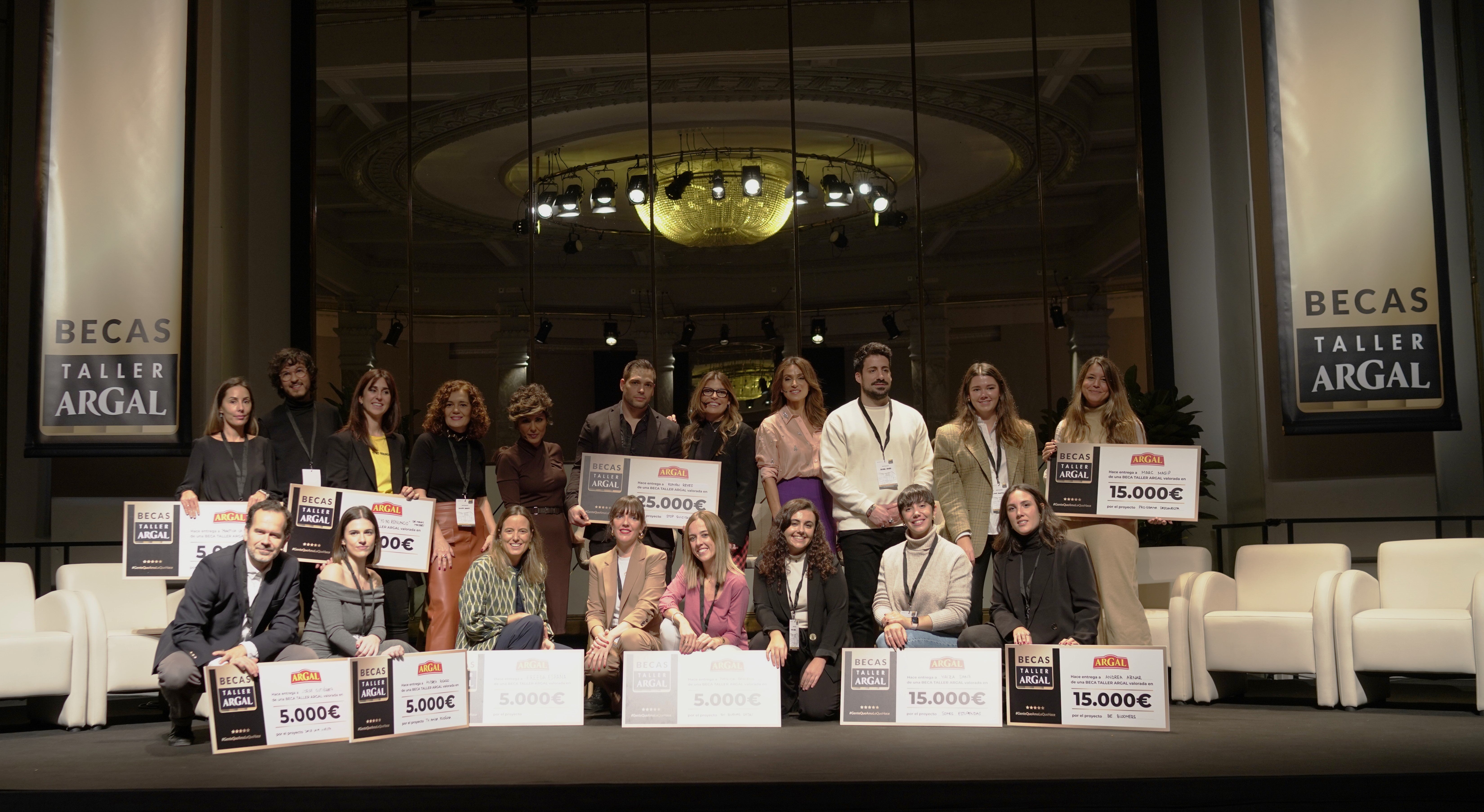 Stop Suicidios, Somos Estupendas, Desconecta y Be Bloomers, entre los 10 proyectos ganadores de las Becas Taller Argal 2023 Stop Suicidios, Somos Estupendas, Desconecta y Be Bloomers, entre los 10 proyectos ganadores de las Becas Taller Argal 2023